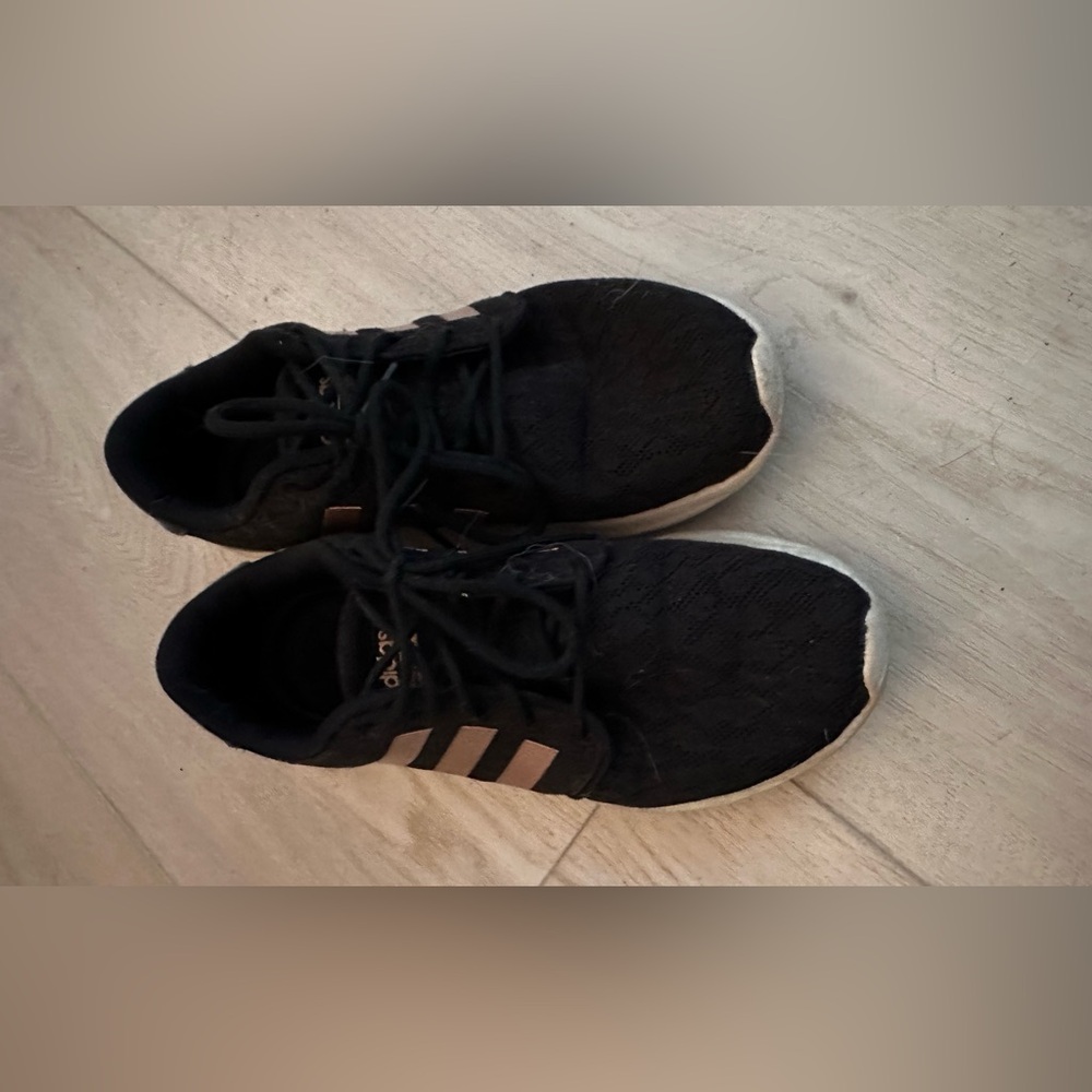 Adidas cloud foam sneakers - Size 8. Black w/ lace leopard print and rose gold